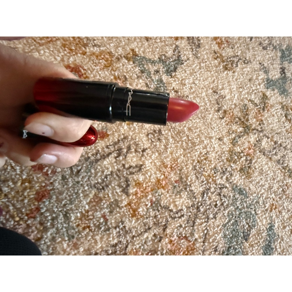 MAC Love Me Lipstick 419 You're So Vain Fuchsia Pink Satin Finish 0.1oz 3g